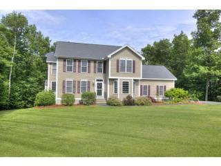 868 Bryant Rd, Manchester, NH 03109 exterior