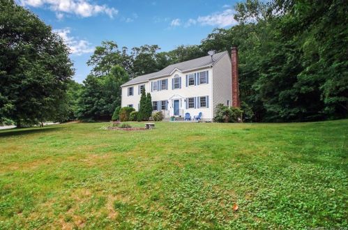 17 Egret Rd, East Lyme, CT 06333 exterior