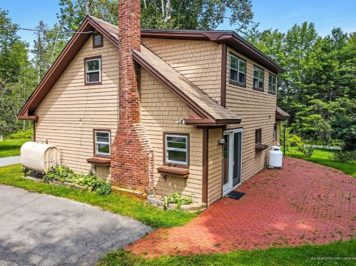 63 Jesse Robbins Rd, Belfast, ME 04915 exterior