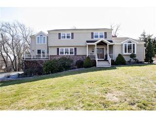 20 Blue Hills Rd, Upper-Stepney, CT 06468 exterior
