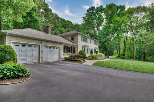 64 Limerock Dr, Warwick, RI 02818 exterior