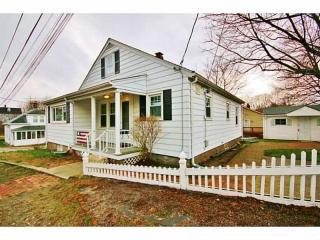 44 Arlington St, Woonsocket, RI 02895 exterior