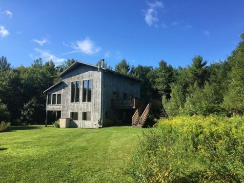 10 Stump Rd, Sandisfield, MA 01255 exterior