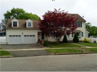 15 Unity Dr, Stratford, CT 06614 exterior