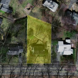 572 Quinobequin Rd, Newton, MA 02468 aerial view