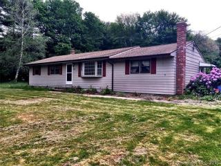 120 Hunt Rd, Columbia, CT 06237 exterior