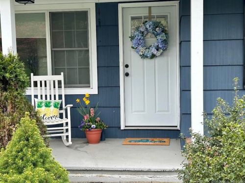 12 Alexander Dr, Brookfield Center, CT 06804 exterior