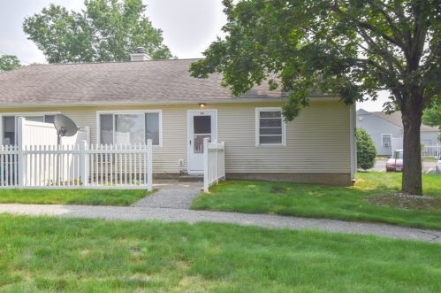 54 Fredette St, Chicopee, MA 01022 exterior