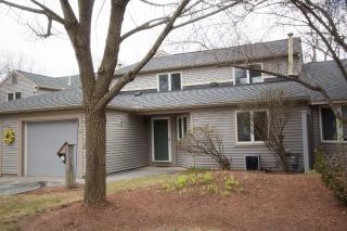 94 Walden Pond Dr, Nashua, NH 03064 exterior