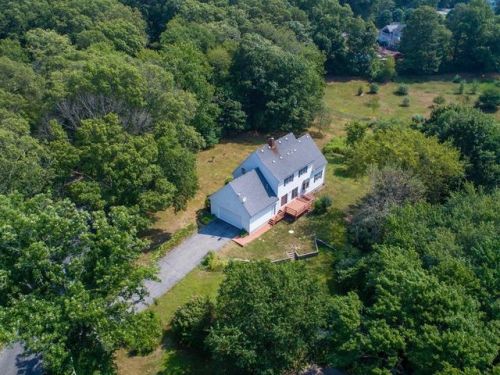 10 Davis St, Seekonk, MA 02771 exterior