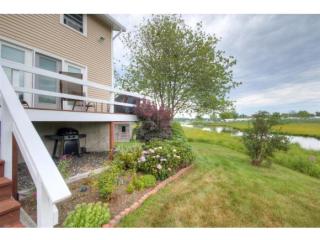 32 Walnut Ave, Hampton, NH 03842 exterior
