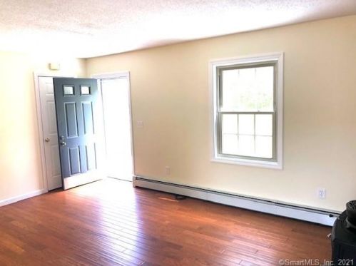 179 Old Kings Hwy, North Windham, CT 06247 exterior