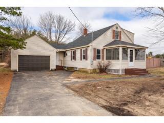 54 Old Rochester Rd, Dover, NH 03820 exterior