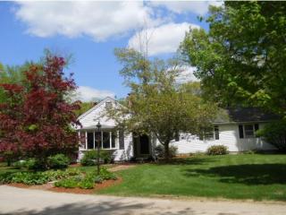 55 Austin Rd, Amherst, NH 03031 exterior