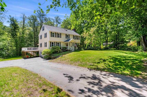 47 Old Manchester Rd, Amherst, NH 03031 exterior