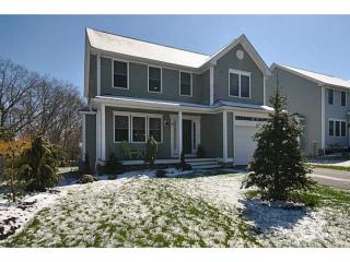 28 Coastwind Dr, Westerly, RI 02891 exterior