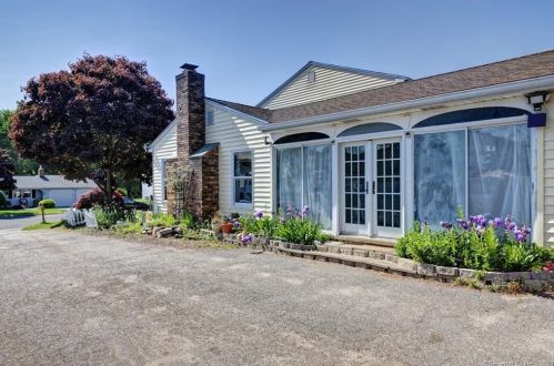 106 Mikelin Dr, Torrington, CT 06790 exterior