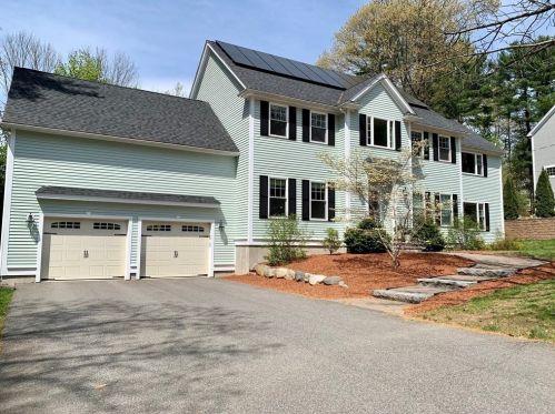 16 Masardis St, Bedford, MA 01730 exterior