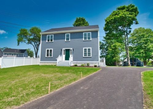 59 Armsby St, New Bedford, MA 02745 exterior