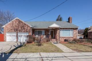 1156 Sumner Ave, Springfield, MA 01118 exterior