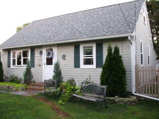 33 Wyola Rd, Nantasket-Beach, MA 02045 exterior