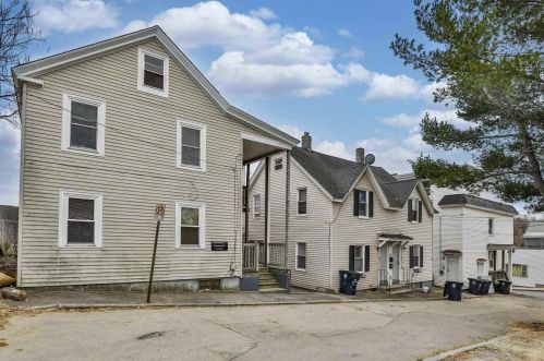 7 Ridge St, Nashua, NH 03064 exterior