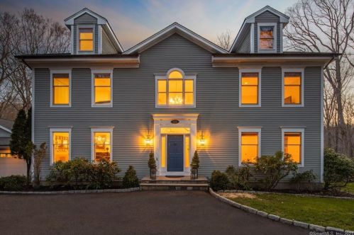 219 Saddle Hill Rd, Stamford, CT 06903 exterior