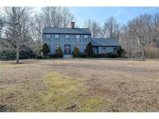 1090 Neipsic Rd, Glastonbury, CT 06033 exterior