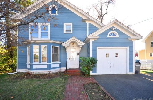 24 Pearl St, Manchester, CT 06040 exterior