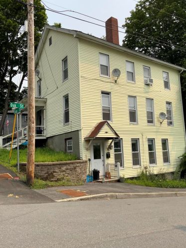 1 Flagg St, Augusta, ME 04330 exterior