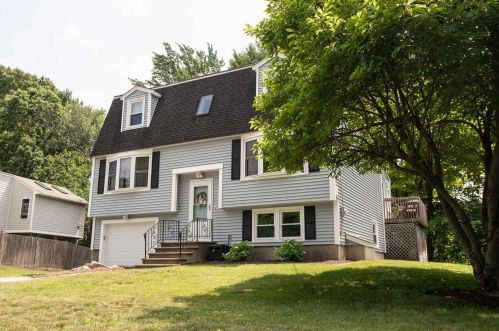 10 Melissa Dr, Nashua, NH 03062 exterior