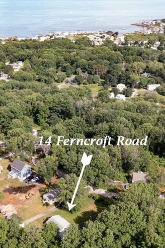 14 Ferncroft Rd, York, ME 03909 exterior