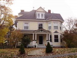 112 Gibbs St, Newton, MA 02459 exterior