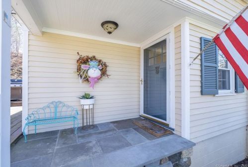 43 Sunset Pass, Wilton, CT 06897 exterior