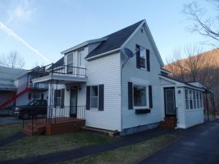 6 Cascade Flt, Gorham, NH 03581 exterior