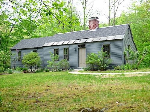 579 Tyler Rd, Webster, NH 03303 exterior