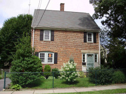 27 Williams St, Newton, MA 02464 exterior
