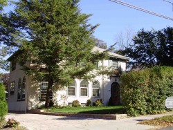 62 Herrick Rd, Newton, MA 02459 exterior