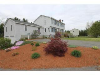 16 Morway Dr, Londonderry, NH 03053 exterior