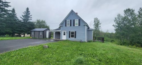 198 Forest Ave, Fort Fairfield, ME 04742 exterior