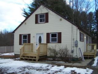 9 Ferland Dr, Killingly, CT 06241 exterior