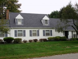 518 Quinobequin Rd, Newton, MA 02468 exterior