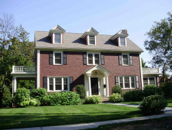 46 Holly Rd, Newton, MA 02468 exterior