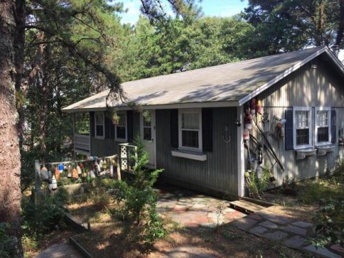 10 Crowell Rd, Wellfleet, MA 02667 exterior