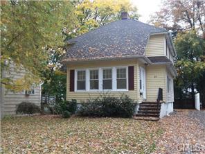 27 Olmstead Pl, Norwalk, CT 06855 exterior