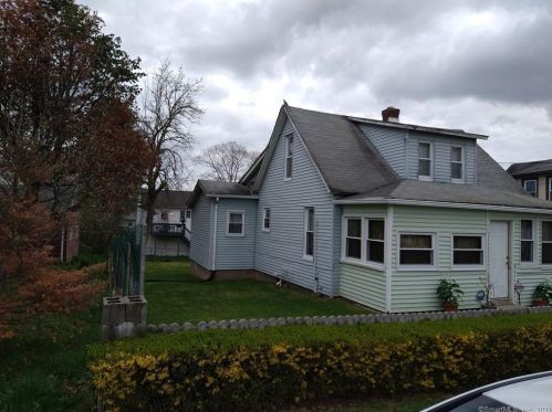 36 Warren Ln, Windsor, CT 06095 exterior