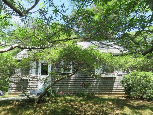 200 Pilgrim Spring Rd, Wellfleet, MA 02667 exterior