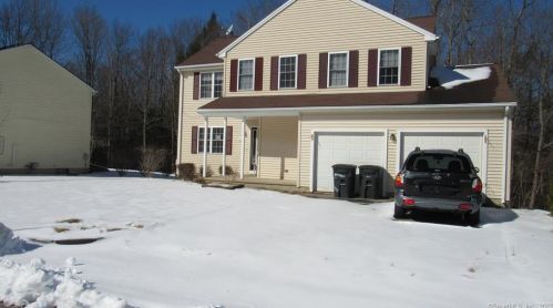 683 Heron Dr, Torrington, CT 06790 exterior