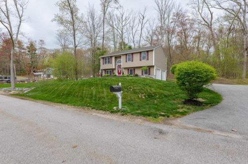 130 Keach Pond Dr, Glocester, RI 02814 exterior