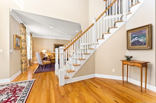 1 Latitude Cir, Stonington, CT 06378 exterior